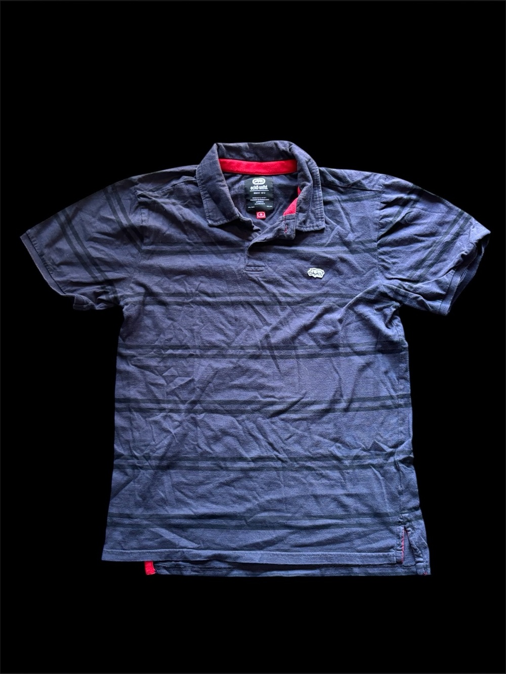 ✨ Vintage Ecko
Unlta. navy polo shirt Size M✨